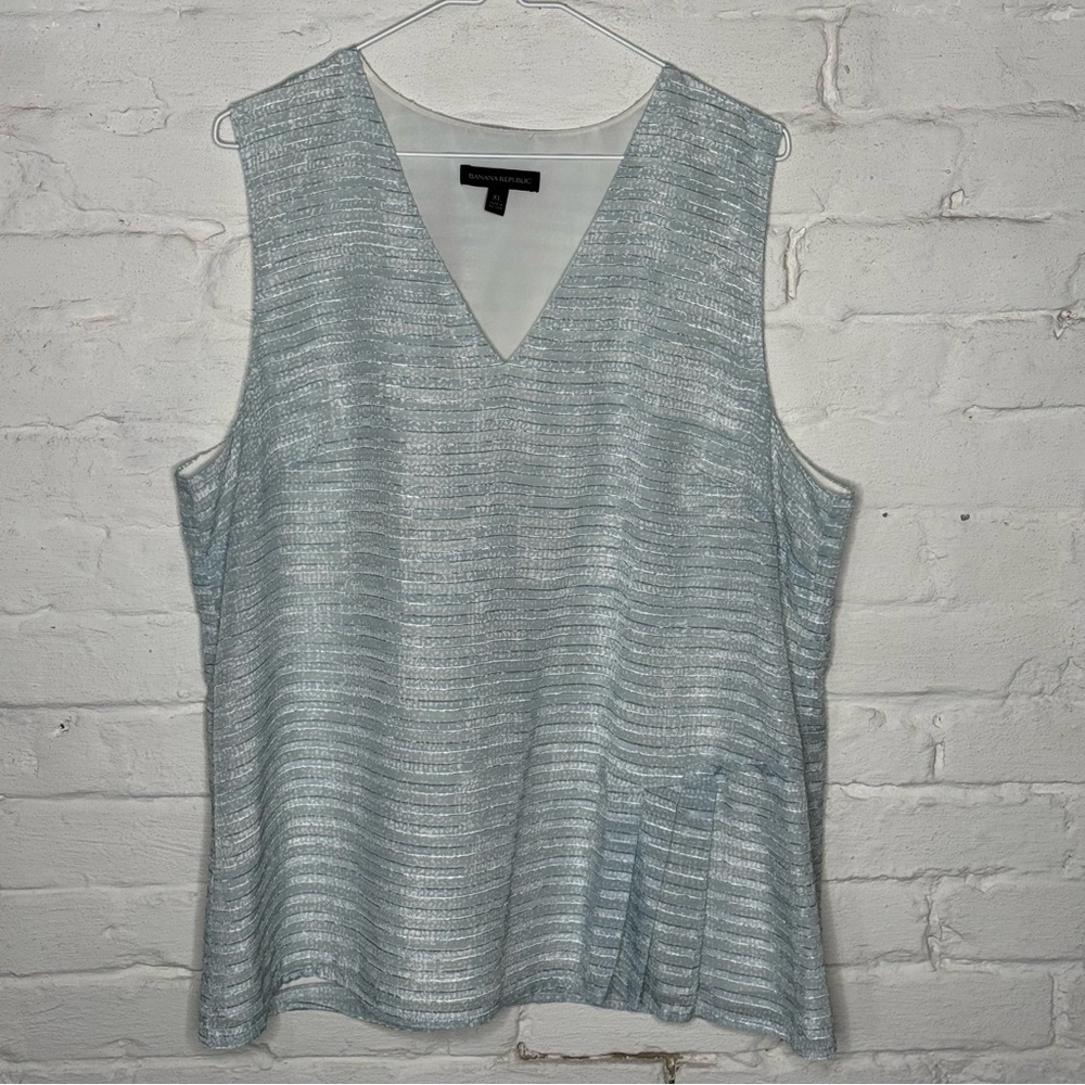 Banana Republic Sleeveless Top XL